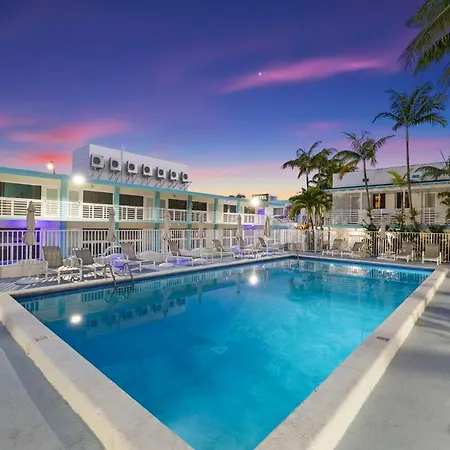 The New Yorker Hotel Miami